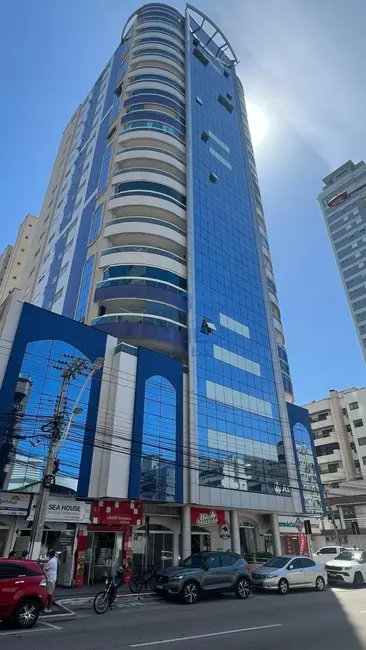 Foto 1 de Apartamento com 4 quartos à venda em Meia Praia, Itapema - SC