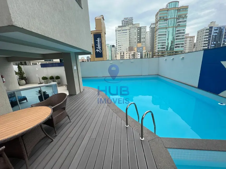 Foto 3 de Apartamento com 4 quartos à venda em Meia Praia, Itapema - SC