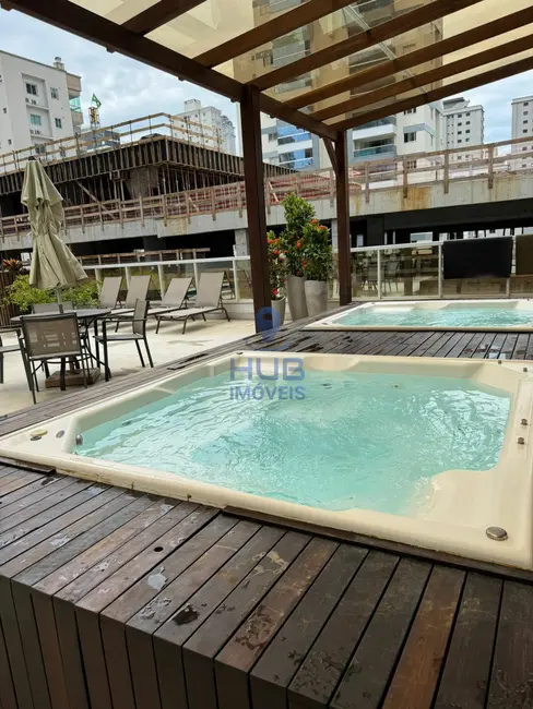 Foto 4 de Apartamento com 3 quartos à venda, 208m2 em Meia Praia, Itapema - SC