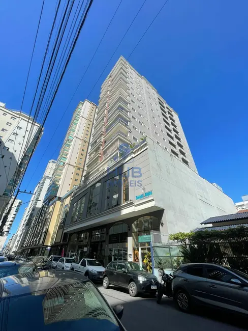 Foto 9 de Apartamento com 3 quartos à venda, 208m2 em Meia Praia, Itapema - SC