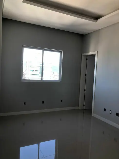 Foto 5 de Apartamento com 5 quartos à venda, 665m2 em Meia Praia, Itapema - SC
