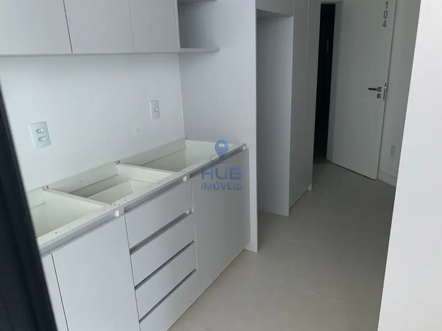 Foto 9 de Apartamento com 1 quarto à venda em Carvoeira, Florianopolis - SC