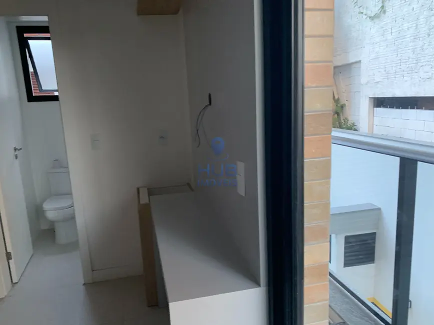 Foto 4 de Apartamento com 1 quarto à venda em Carvoeira, Florianopolis - SC