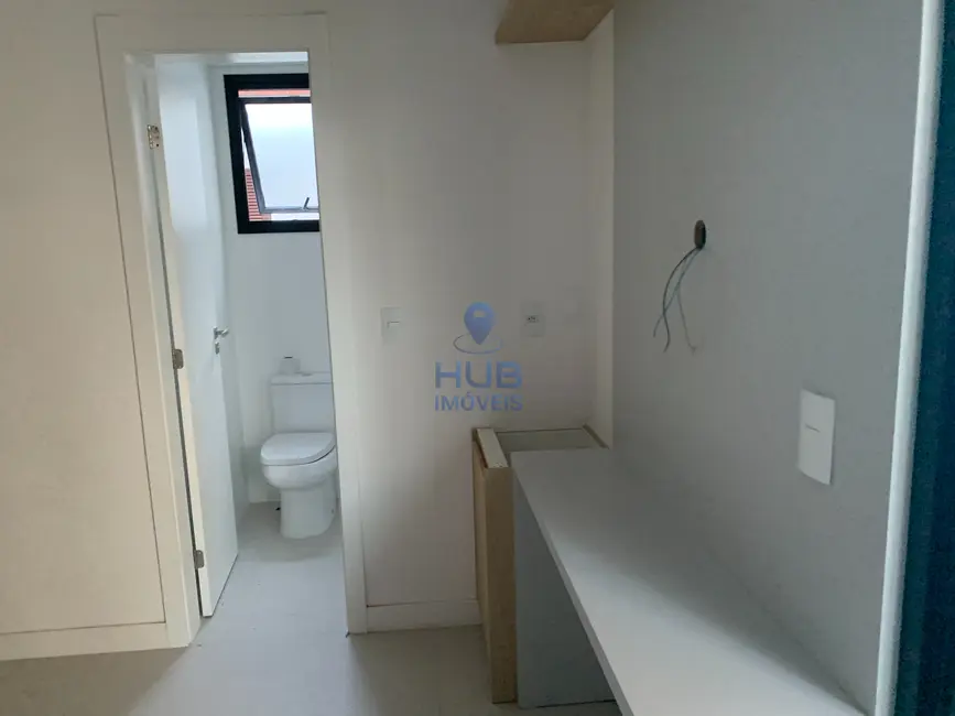 Foto 5 de Apartamento com 1 quarto à venda em Carvoeira, Florianopolis - SC