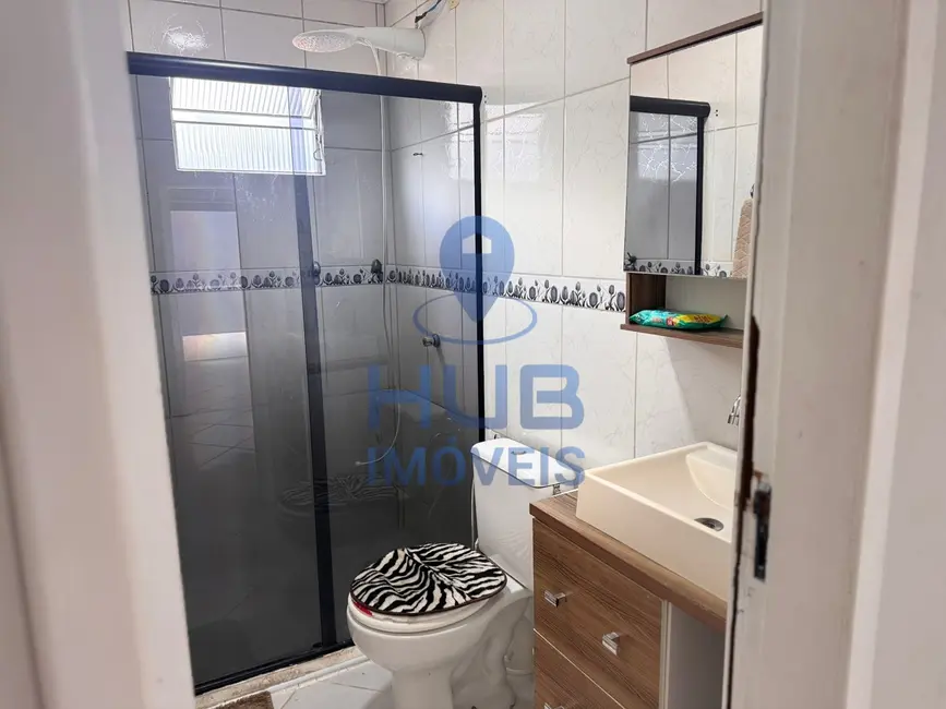 Casa com 4 quartos à venda, 220m2 em Fundos, Biguacu - SC - imagem 8 Foto 8 de Casa com 4 quartos à venda, 220m2 em Fundos, Biguacu - SC