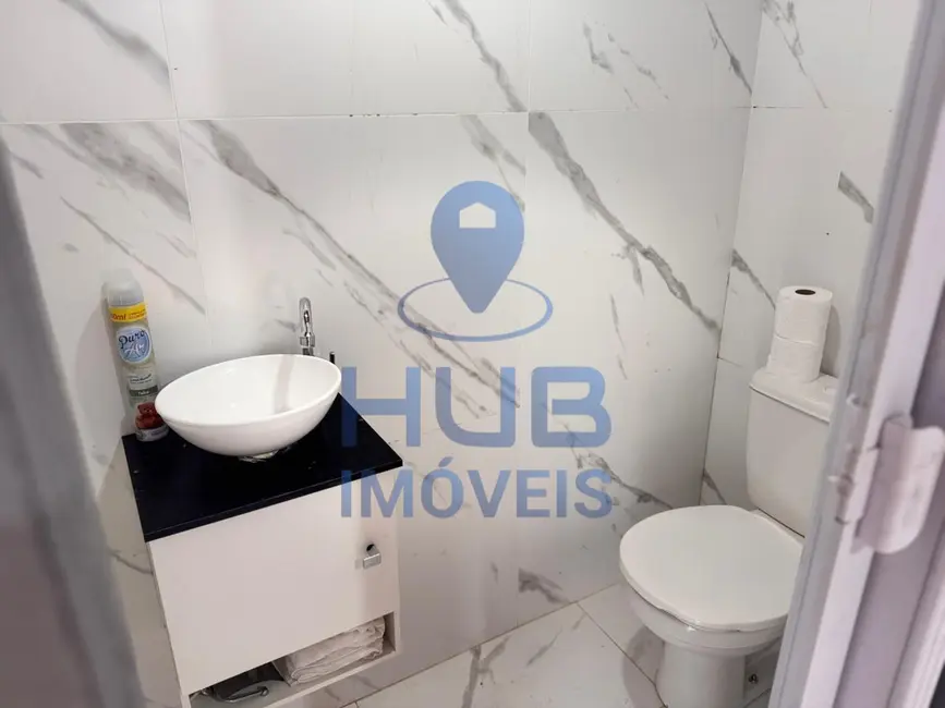 Casa com 4 quartos à venda, 220m2 em Fundos, Biguacu - SC - imagem 2 Foto 2 de Casa com 4 quartos à venda, 220m2 em Fundos, Biguacu - SC