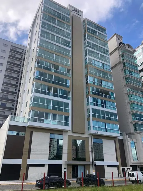 Foto 3 de Apartamento com 4 quartos à venda em Meia Praia, Itapema - SC