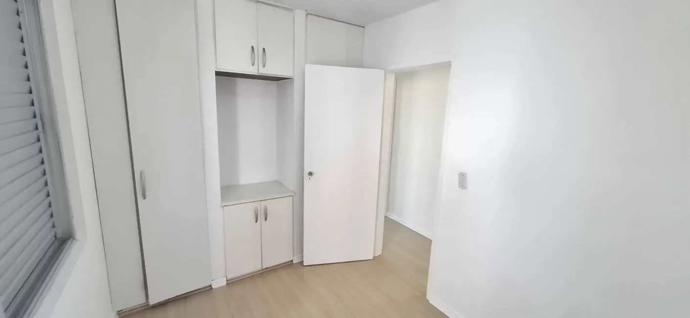 Apartamento com 2 quartos à venda em Centro, Florianopolis - SC - imagem 7 Foto 7 de Apartamento com 2 quartos à venda em Centro, Florianopolis - SC