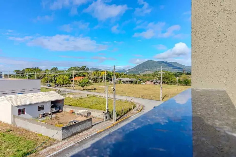 Foto 1 de Casa com 2 quartos à venda, 90m2 em Itapema - SC