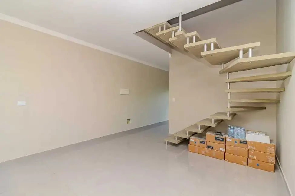 Foto 2 de Casa com 2 quartos à venda, 90m2 em Itapema - SC