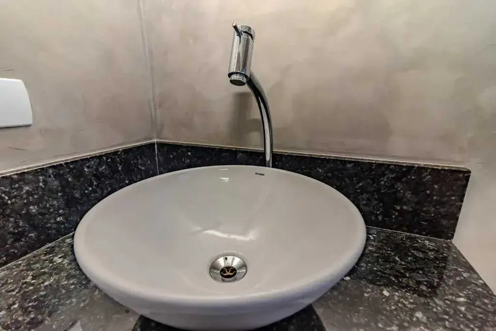 Foto 4 de Casa com 2 quartos à venda, 90m2 em Itapema - SC