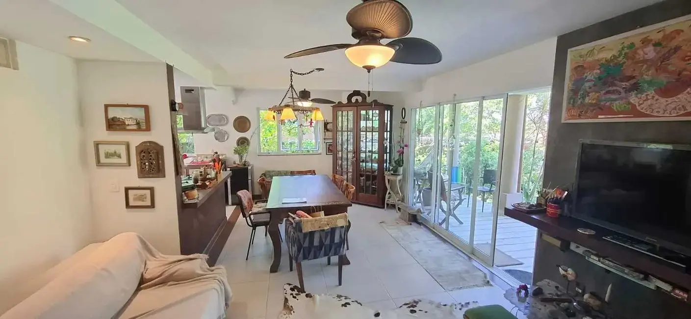 Foto 6 de Casa com 3 quartos à venda, 251m2 em Imbituba - SC
