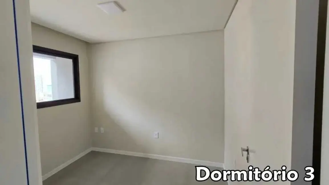 Foto 9 de Apartamento com 3 quartos à venda, 69m2 em Itapema - SC