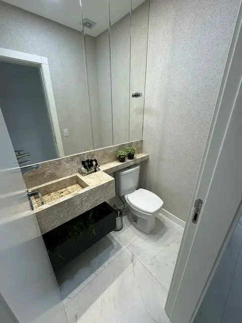 Foto 8 de Apartamento com 4 quartos à venda em Meia Praia, Itapema - SC