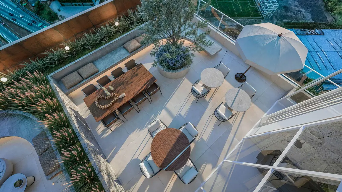 Foto 9 de Sala Comercial à venda, 1362m2 em Meia Praia, Itapema - SC