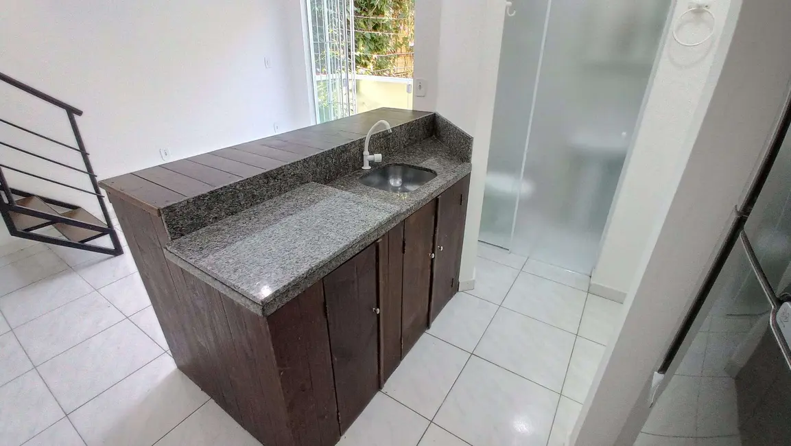 Foto 3 de Apartamento com 1 quarto à venda em Carvoeira, Florianopolis - SC