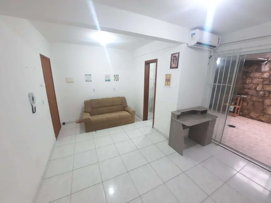 Foto 3 de Apartamento com 1 quarto à venda em Carvoeira, Florianopolis - SC
