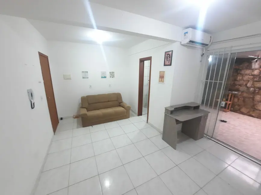 Foto 6 de Apartamento com 1 quarto à venda em Carvoeira, Florianopolis - SC