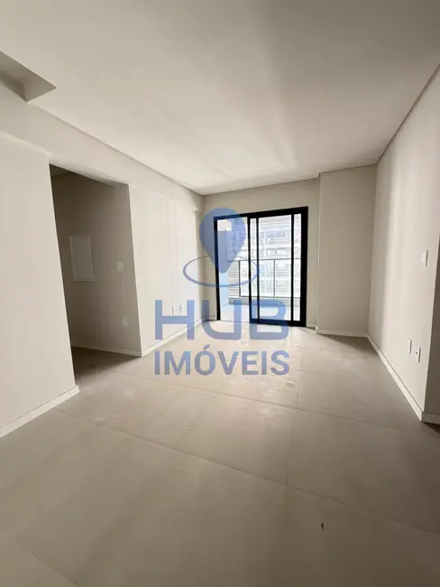 Foto 6 de Apartamento com 2 quartos à venda em Itapema - SC