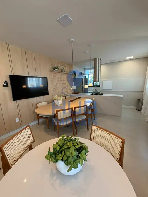 Foto 1 de Apartamento com 2 quartos à venda em Itapema - SC