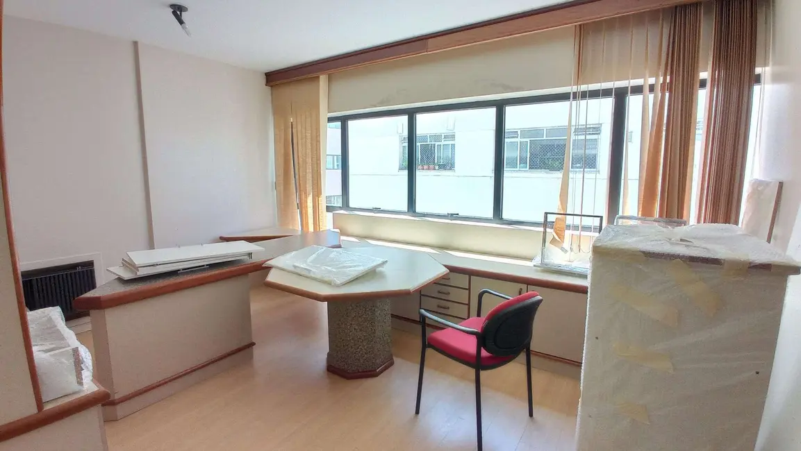 Foto 1 de Loja à venda, 101m2 em Centro, Florianopolis - SC