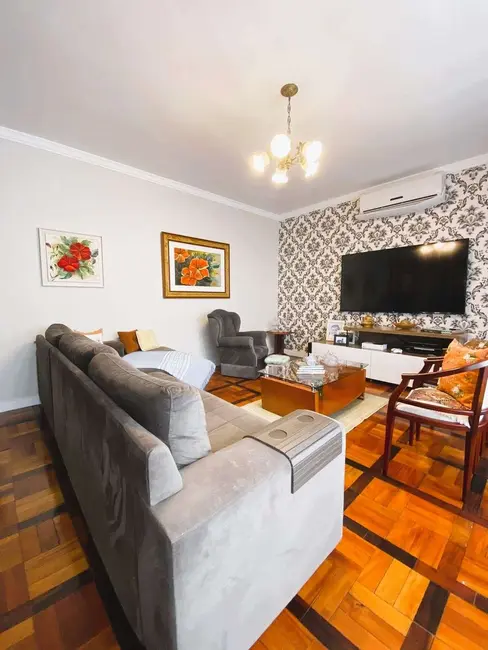 Casa com 6 quartos à venda, 385m2 em Trindade, Florianopolis - SC - imagem 4 Foto 4 de Casa com 6 quartos à venda, 385m2 em Trindade, Florianopolis - SC