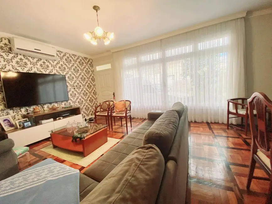 Casa com 6 quartos à venda, 385m2 em Trindade, Florianopolis - SC - imagem 1 Foto 1 de Casa com 6 quartos à venda, 385m2 em Trindade, Florianopolis - SC