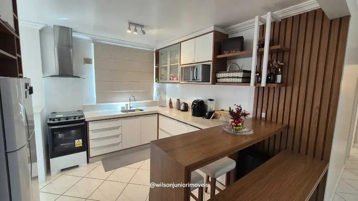 Foto 3 de Apartamento com 2 quartos à venda, 168m2 em Meia Praia, Itapema - SC