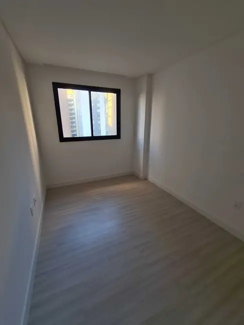 Foto 4 de Apartamento com 4 quartos à venda, 163m2 em Meia Praia, Itapema - SC