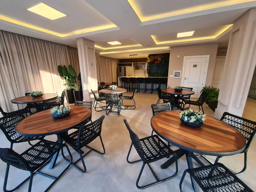 Foto 2 de Apartamento com 4 quartos à venda, 163m2 em Meia Praia, Itapema - SC