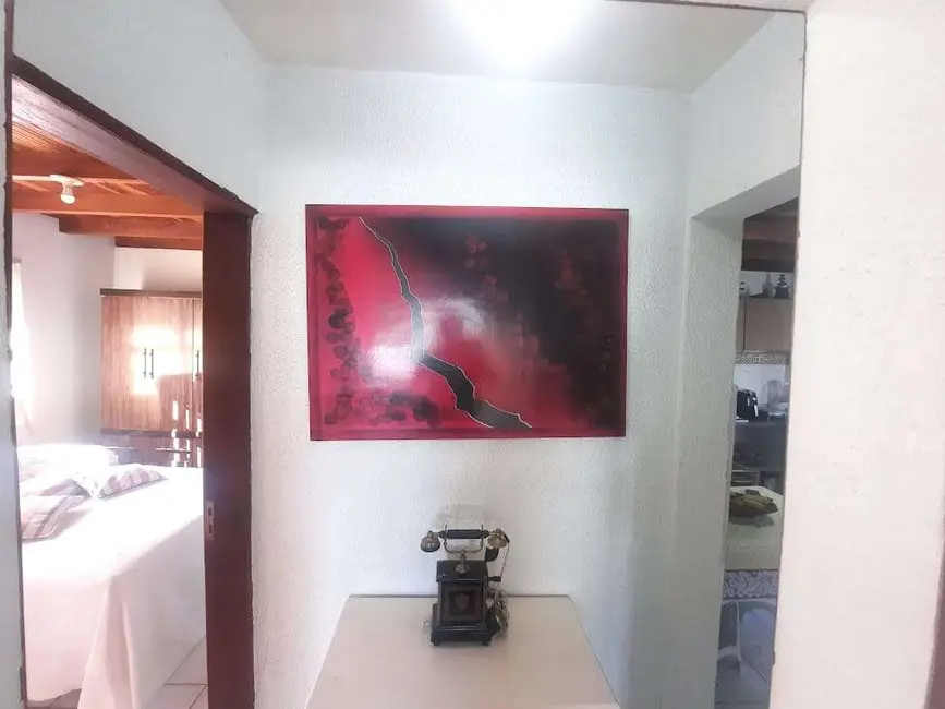 Casa com 3 quartos à venda, 220m2 em Carianos, Florianopolis - SC - imagem 3 Foto 3 de Casa com 3 quartos à venda, 220m2 em Carianos, Florianopolis - SC