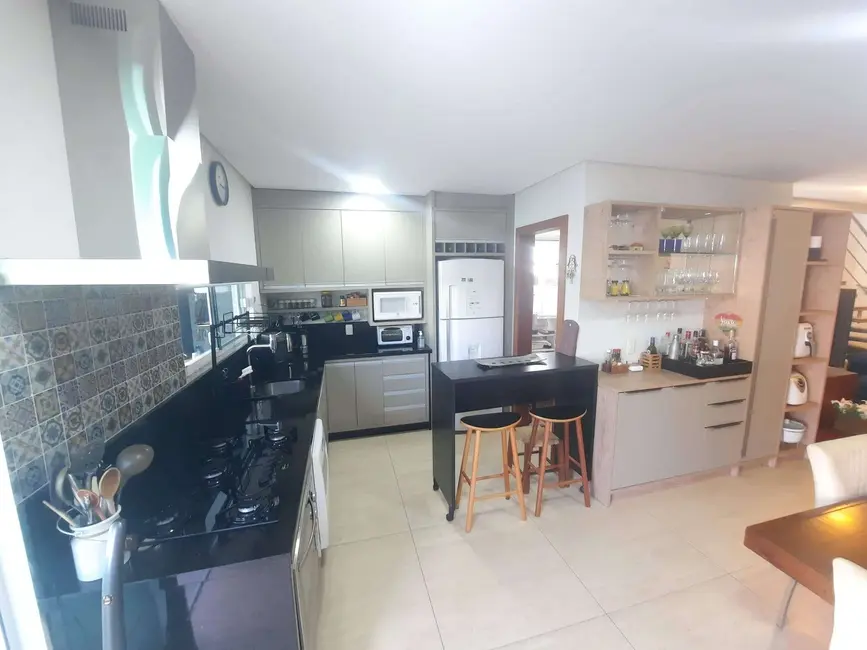 Casa com 4 quartos à venda, 234m2 em Cachoeira do Bom Jesus, Florianopolis - SC - imagem 4 Foto 4 de Casa com 4 quartos à venda, 234m2 em Cachoeira do Bom Jesus, Florianopolis - SC