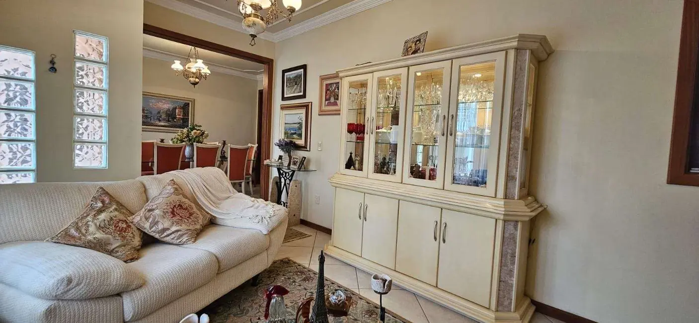 Foto 3 de Casa com 3 quartos à venda, 300m2 em Areias, Sao Jose - SC