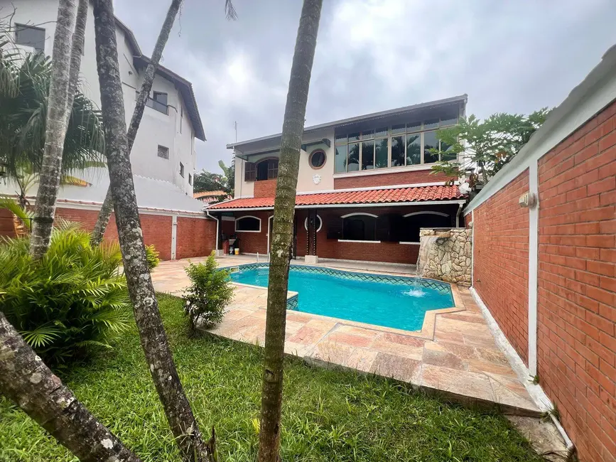 Foto 3 de Sobrado com 3 quartos à venda, 300m2 em Flórida, Praia Grande - SP
