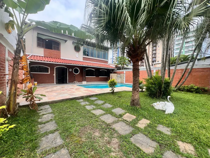 Foto 1 de Sobrado com 3 quartos à venda, 300m2 em Flórida, Praia Grande - SP