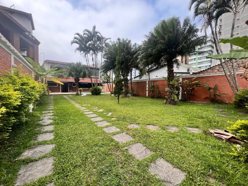 Foto 2 de Sobrado com 3 quartos à venda, 300m2 em Flórida, Praia Grande - SP