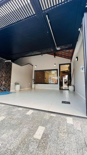 Casa com 3 quartos à venda em Caiçara, Praia Grande - SP - imagem 2 Foto 2 de Casa com 3 quartos à venda em Caiçara, Praia Grande - SP