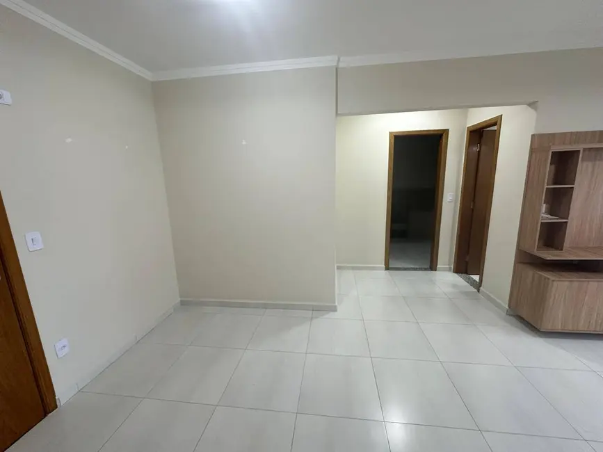 Apartamento com 1 quarto à venda, 68m2 em Aviação, Praia Grande - SP - imagem 9 Foto 9 de Apartamento com 1 quarto à venda, 68m2 em Aviação, Praia Grande - SP