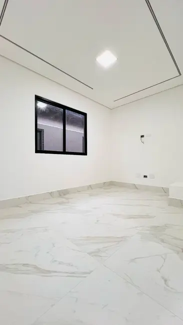 Foto 1 de Casa de Condomínio com 2 quartos à venda, 70m2 em Maracanã, Praia Grande - SP