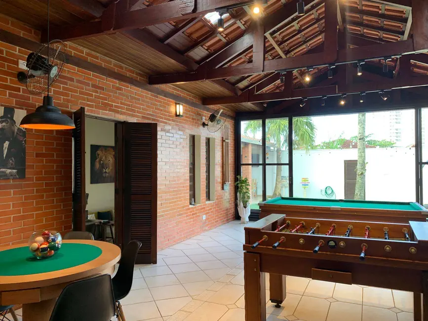 Foto 6 de Casa com 3 quartos à venda, 320m2 em Flórida, Praia Grande - SP
