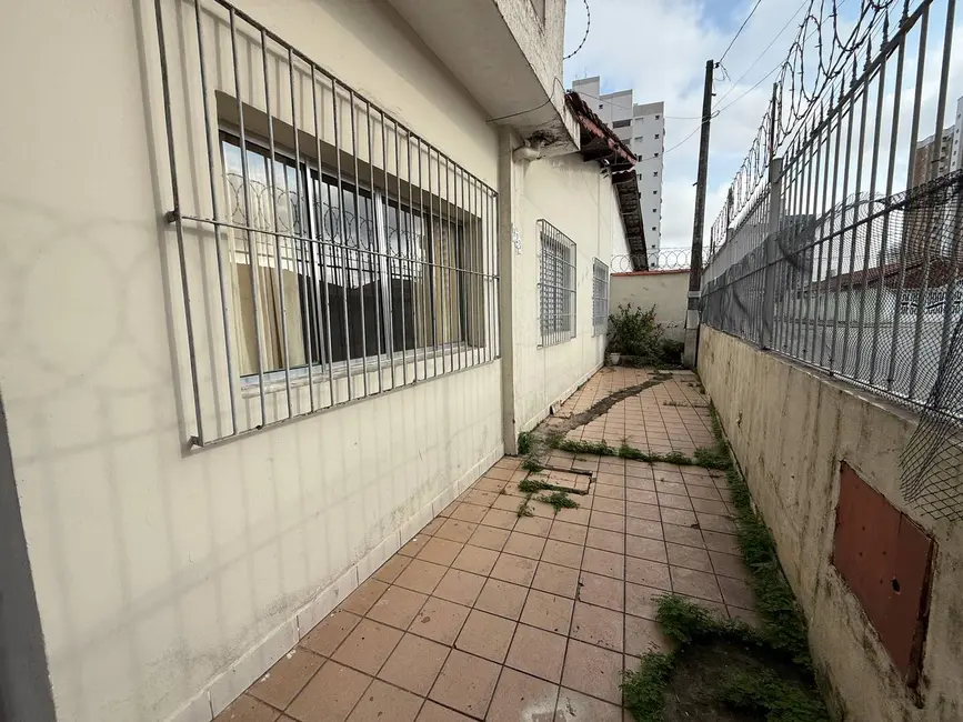 Casa com 2 quartos à venda, 195m2 em Guilhermina, Praia Grande - SP - imagem 3 Foto 3 de Casa com 2 quartos à venda, 195m2 em Guilhermina, Praia Grande - SP