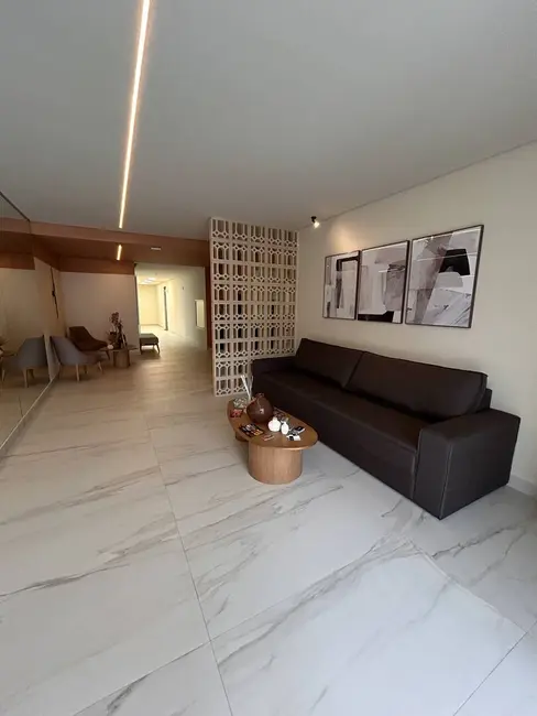 Foto 4 de Apartamento com 1 quarto à venda, 58m2 em Aviação, Praia Grande - SP