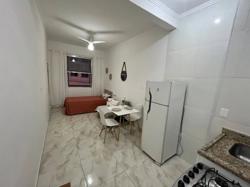 Foto 5 de Kitnet com 1 quarto à venda, 40m2 em Aviação, Praia Grande - SP