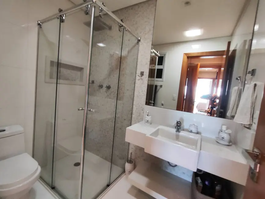 Apartamento com 3 quartos à venda, 350m2 em Canto do Forte, Praia Grande - SP - imagem 8 Foto 8 de Apartamento com 3 quartos à venda, 350m2 em Canto do Forte, Praia Grande - SP