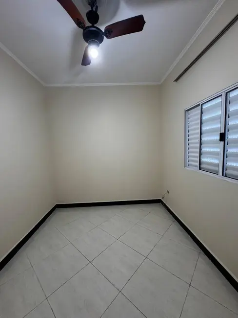 Foto 7 de Casa com 2 quartos à venda, 206m2 em Guilhermina, Praia Grande - SP