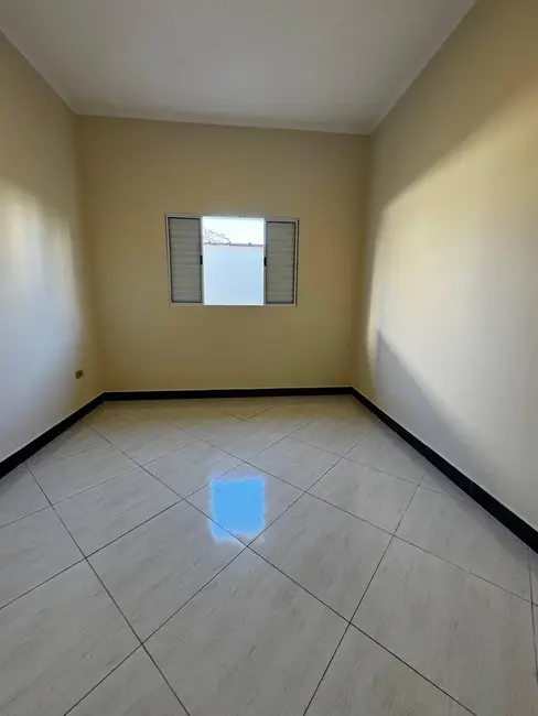 Foto 6 de Casa com 2 quartos à venda, 206m2 em Guilhermina, Praia Grande - SP