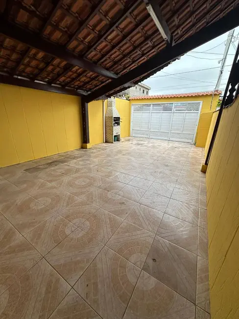 Casa com 4 quartos à venda, 215m2 em Maracanã, Praia Grande - SP - imagem 6 Foto 6 de Casa com 4 quartos à venda, 215m2 em Maracanã, Praia Grande - SP