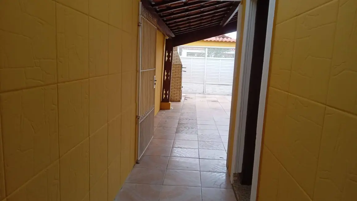 Casa com 4 quartos à venda, 215m2 em Maracanã, Praia Grande - SP - imagem 8 Foto 8 de Casa com 4 quartos à venda, 215m2 em Maracanã, Praia Grande - SP