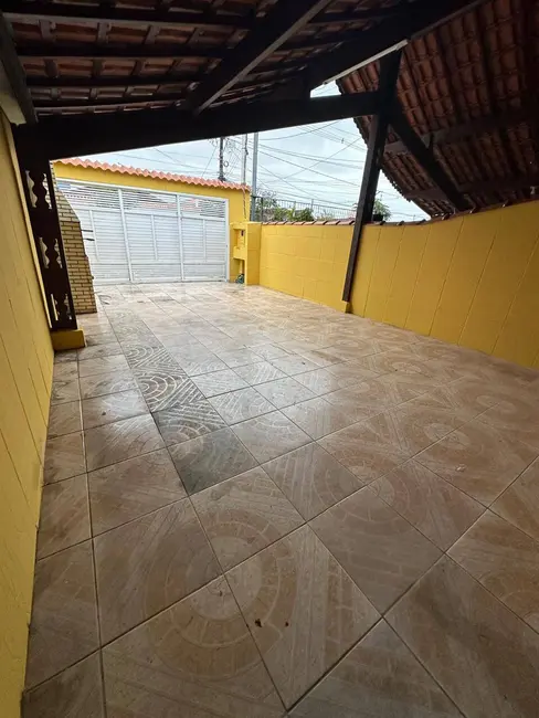 Casa com 4 quartos à venda, 215m2 em Maracanã, Praia Grande - SP - imagem 4 Foto 4 de Casa com 4 quartos à venda, 215m2 em Maracanã, Praia Grande - SP