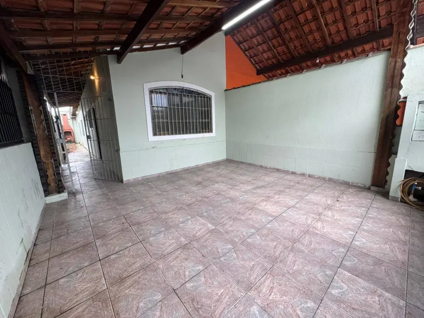 Foto 2 de Casa com 2 quartos à venda, 109m2 em Caiçara, Praia Grande - SP